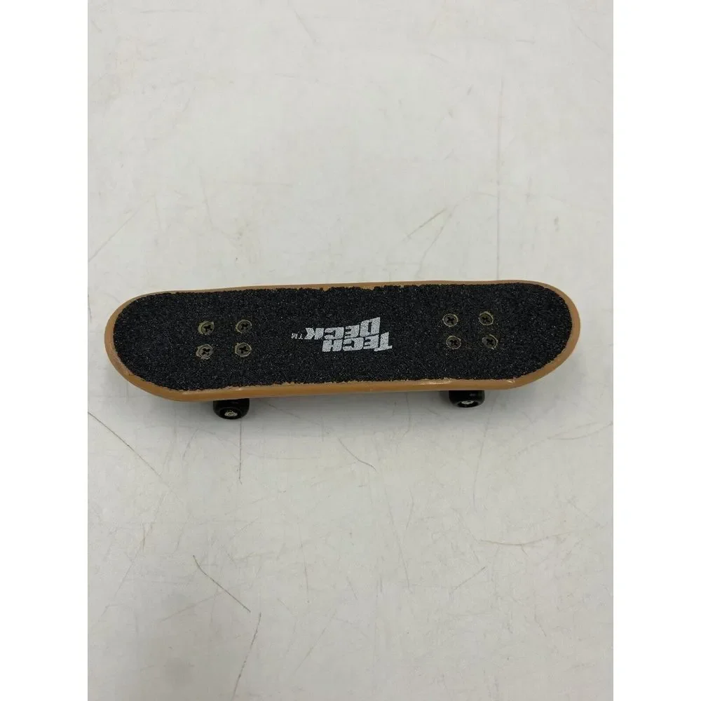 Tech Deck‎ Flip Rune Glifberg Vintage Fingerboard Skateboard Toy Viking Skull